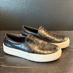 a new day Black Croc-Embossed Slip-On Loafers